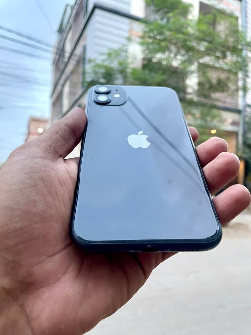 Apple iPhone 11 0