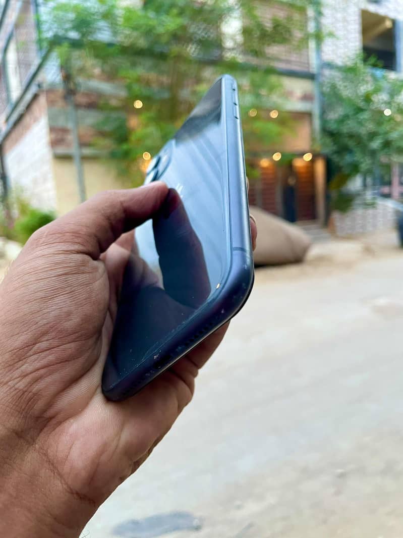 Apple iPhone 11 2