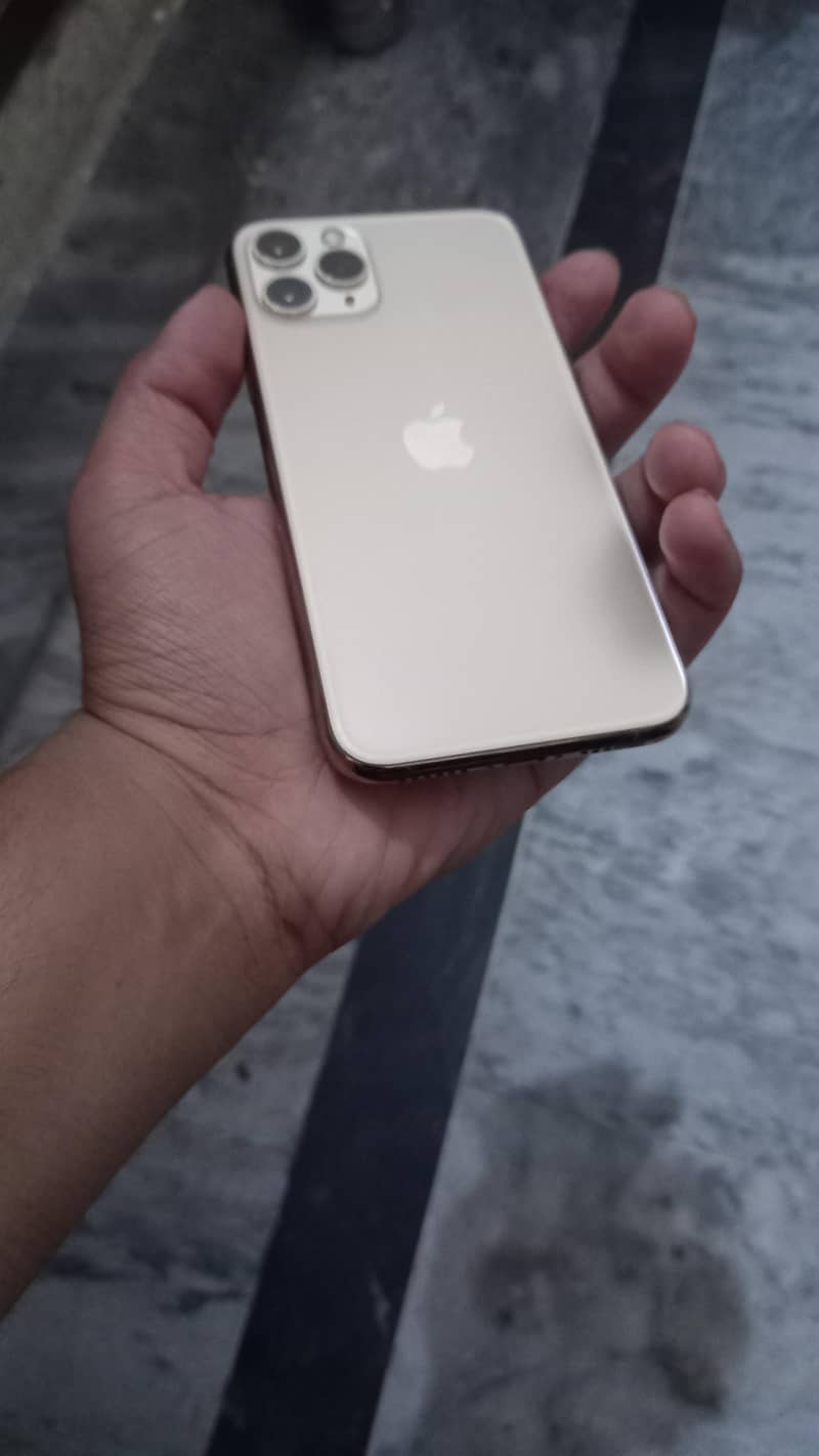 iphone 11 pro 0