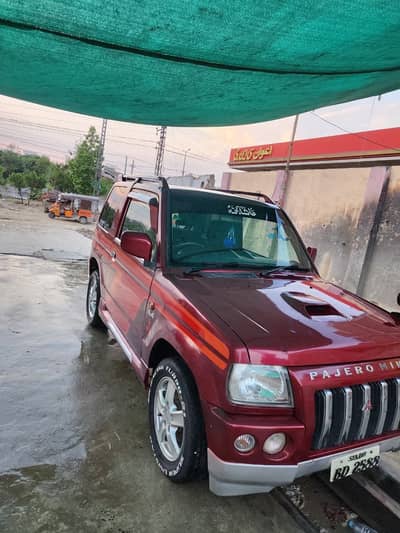 Mitsubishi Pajero Mini 2002