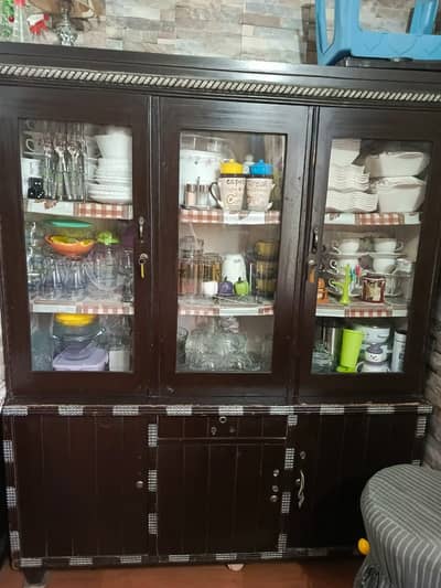 Showcase for Sale Urgent