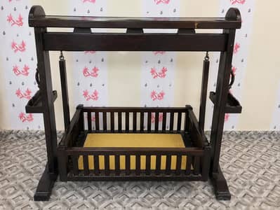 Wooden Baby Cradle / Jhoola in Excellent Condition