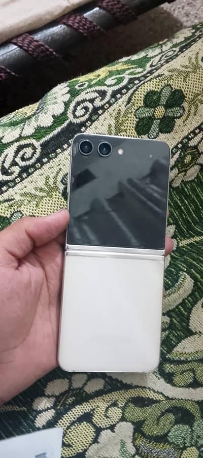 Samsung Mobile Z Flip 5