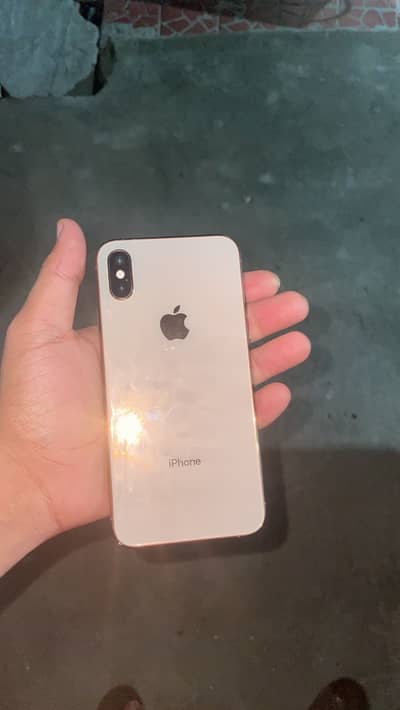 iPhone Xs factory unlock