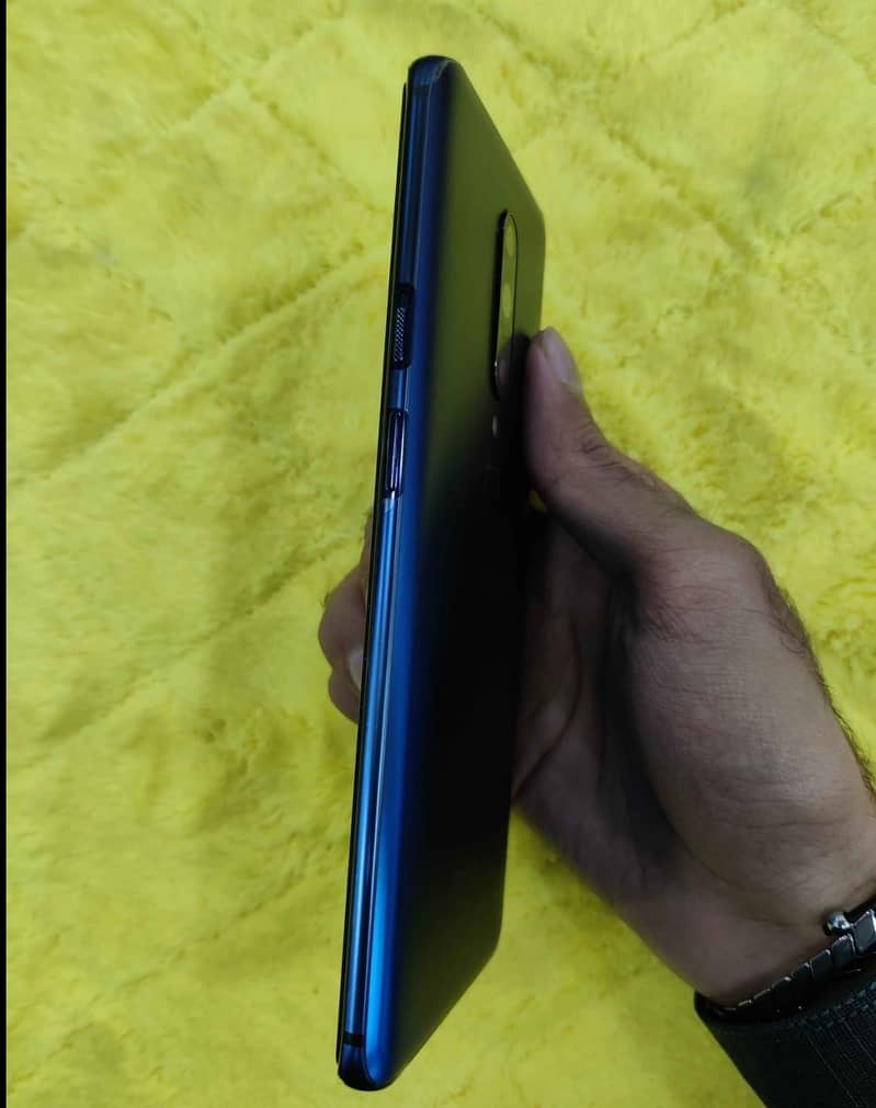 One Plus 7 Pro 1
