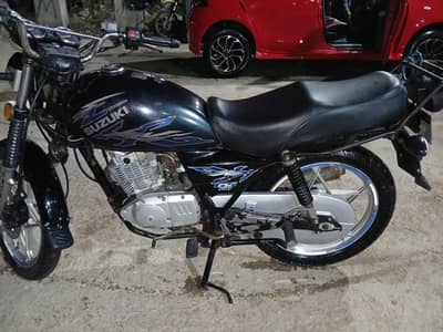Suzuki GS 150 SE