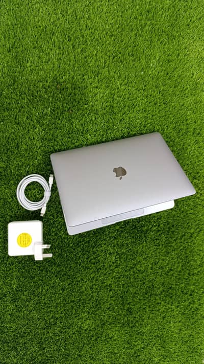 Macbook Pro 2020, 13 inch, Core i5 & i7, 16GB RAM, 512GB SSD