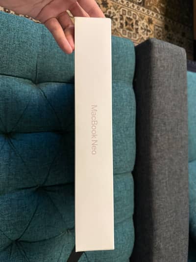 Macbook neo blush 512 GBS brand new