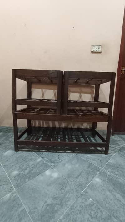 Table of set 3