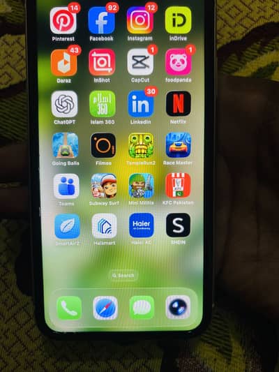 Apple iPhone 11