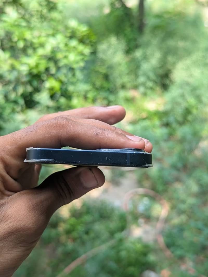 Apple iPhone 13 3