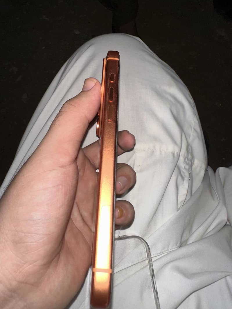 Iphone 17 pro max jv 2