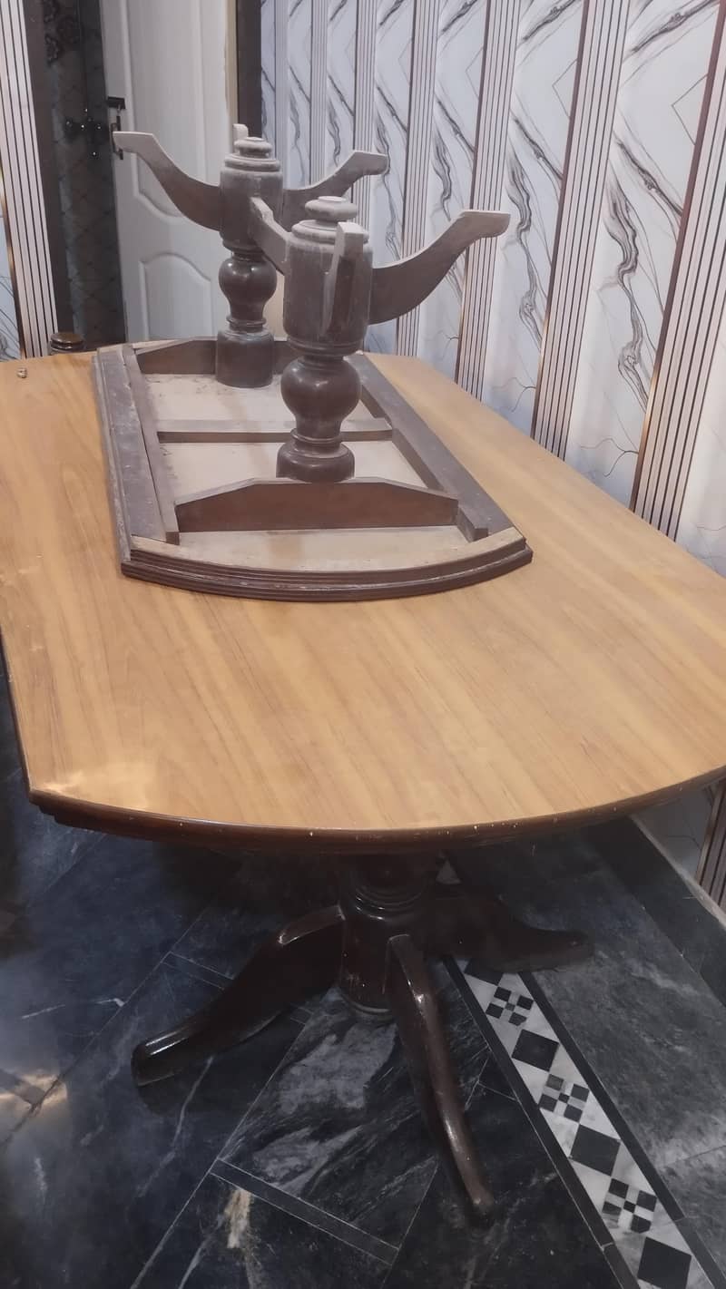 Table and show case 1