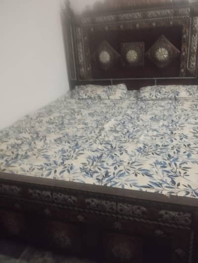bed and dressing