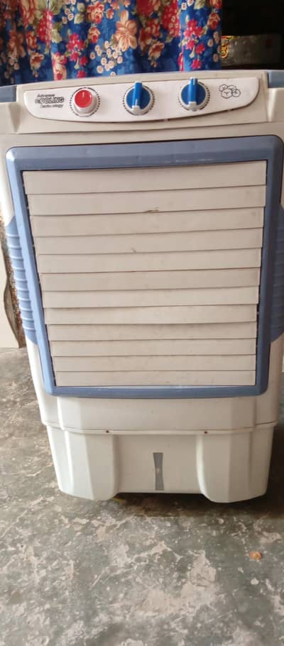 Room air cooler