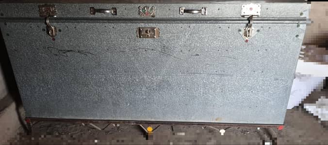 لوہے کی پیٹی Peti Petian Box Sandok صندوق Trunk جستی چادر کی پیٹی