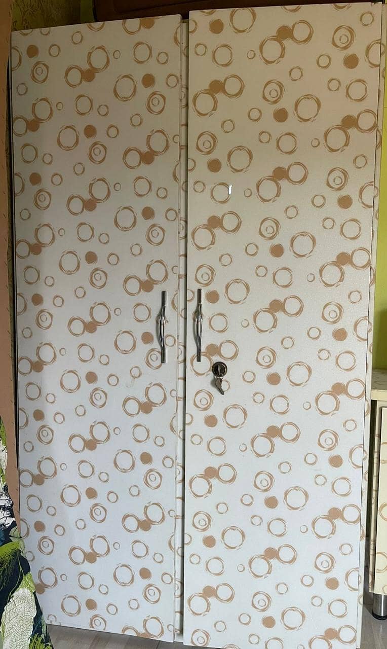 wardrobe & divider 2