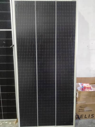 Solar plates 200 wat quantity 8