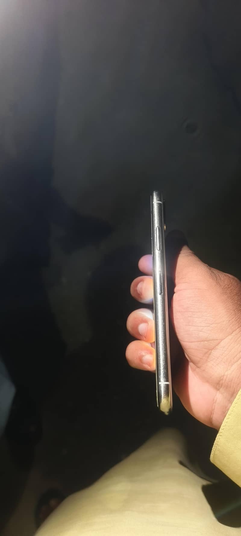 Apple iPhone X 3