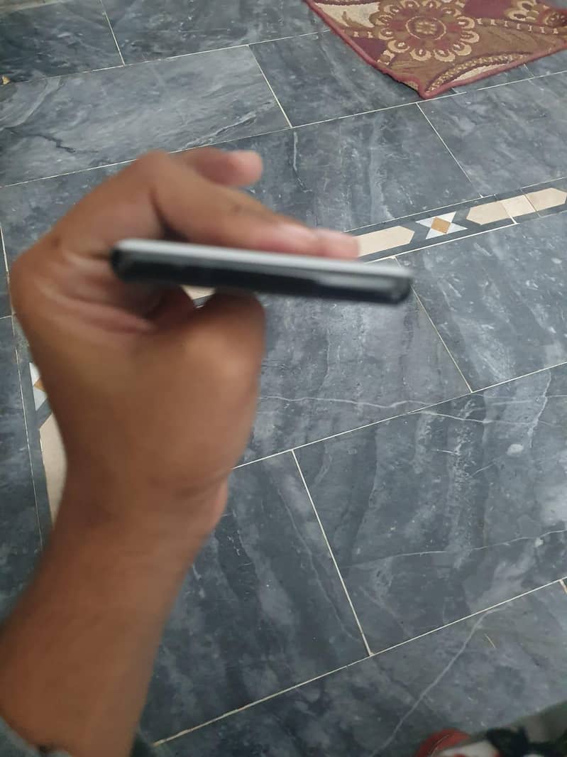 Google Pixel 6a 13