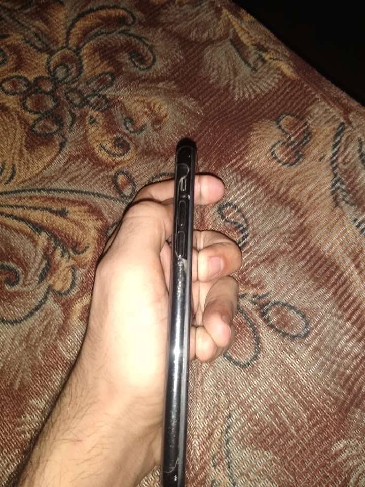 Apple iPhone X 2
