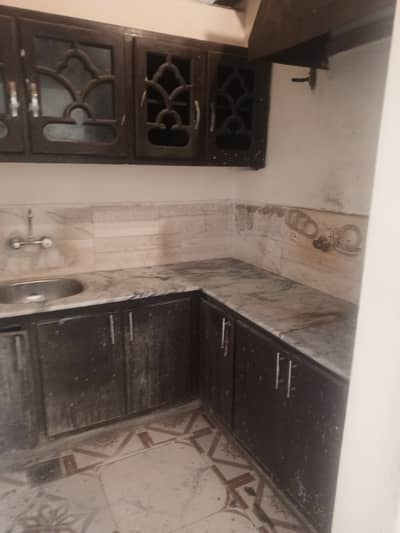 Sapret ground floor flat for rent Model town phase 2