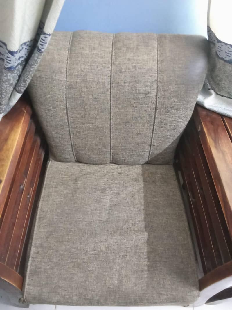 Five seater Sofa Set 4