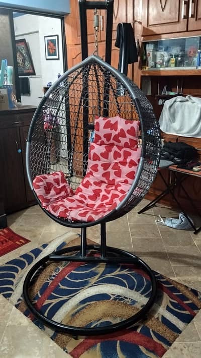 egg chair
