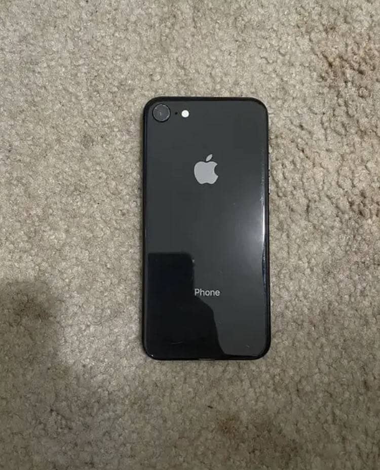 Apple iPhone 8 0