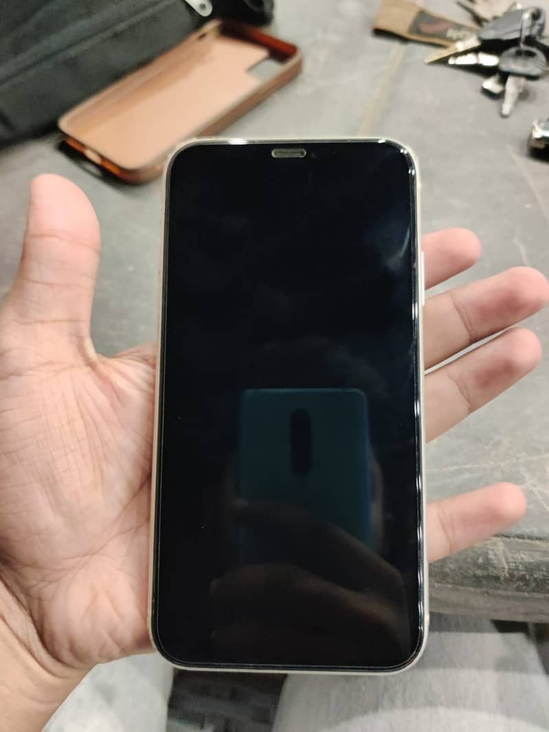 Apple iPhone 11 1