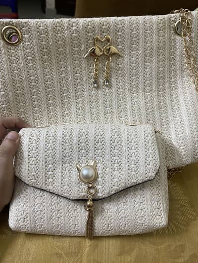Straw Handbag with pouch