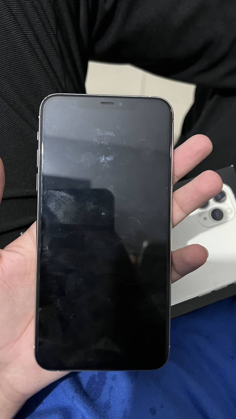 Iphone 11 pro max 5