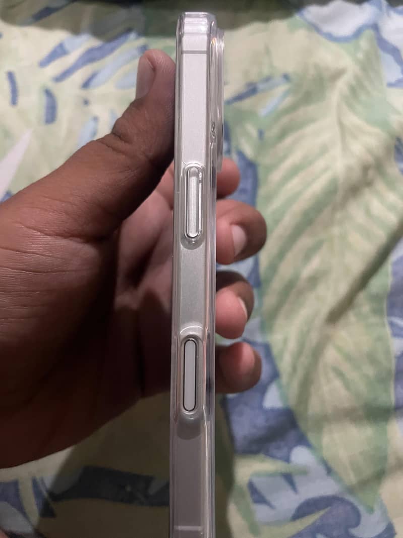 Apple iPhone 17 1