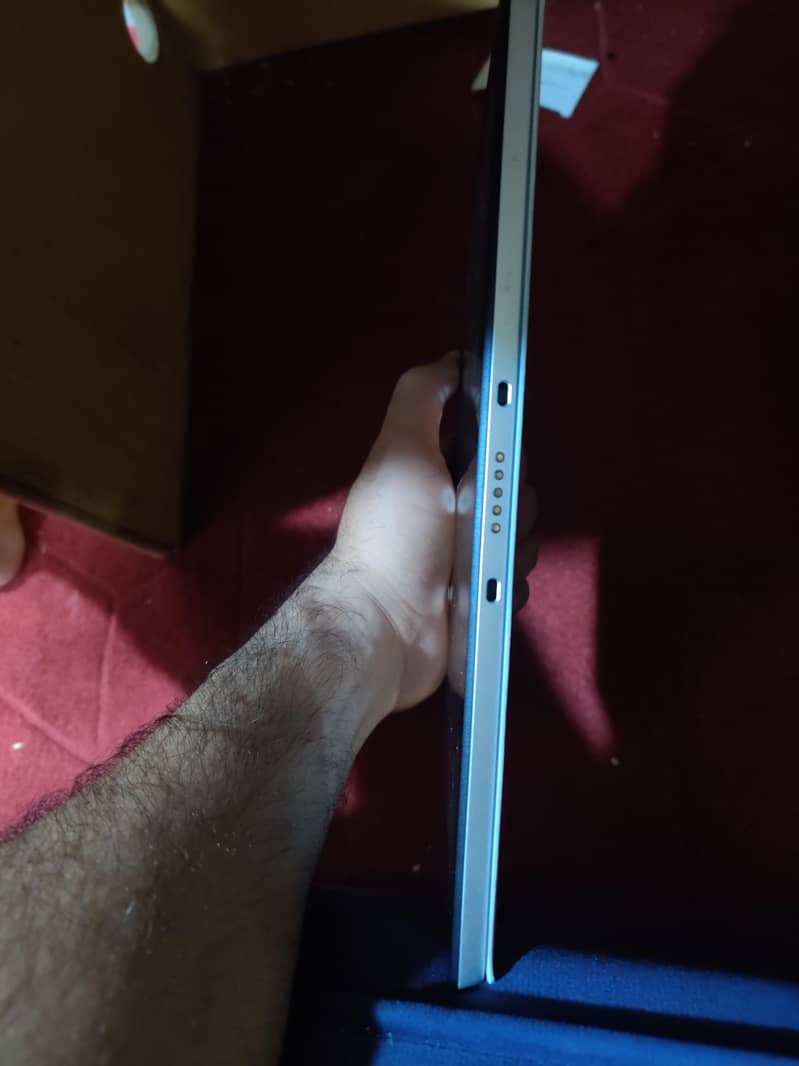 tab Asus note book 18
