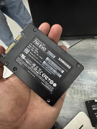 Samsung Evo SSD hard drive. 256gb