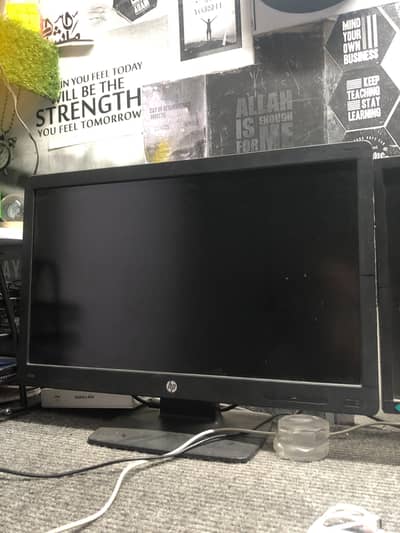 22 inch Monitor body with stand ( Panel toot gia ha just body & Stand