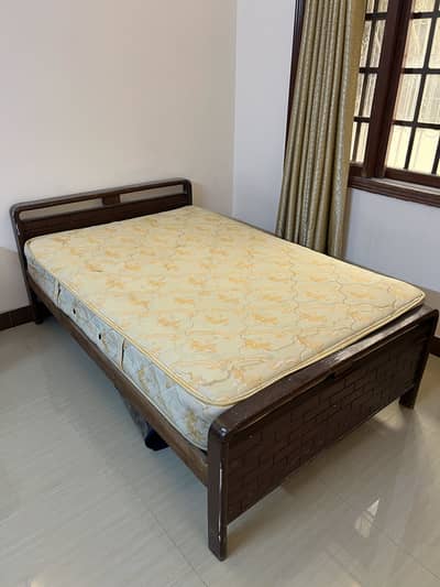 Solid Wood Single Bed with Mattress – Good Condition – PKR 10,000