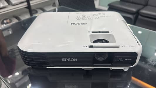 Epson EB-S04 Home & Office Projector in islamabad