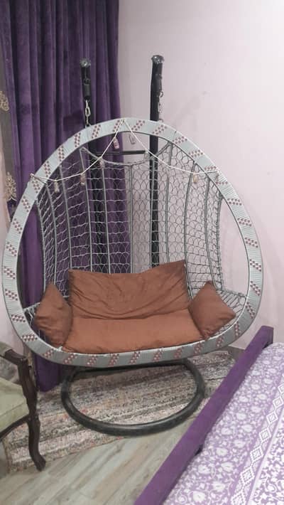 Double Egg Hanging Swing Chair - like new