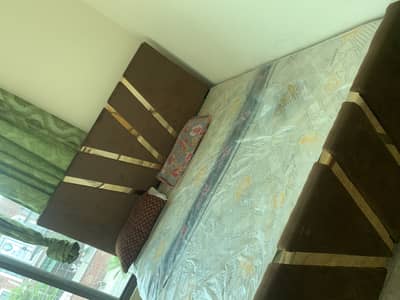 Brand new 10/10 quality bed