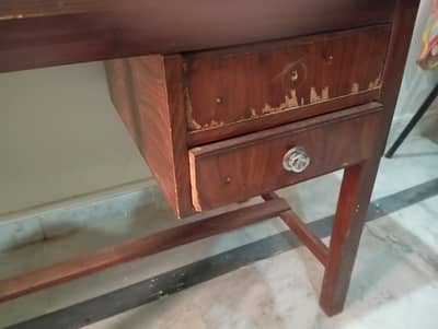 Study table for sale