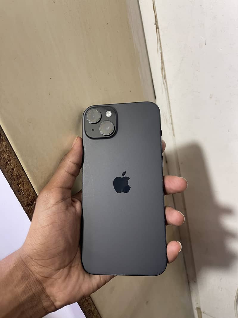 Apple iPhone 15 plus 0