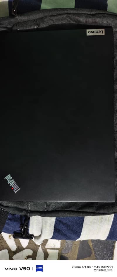 LENOVO THINKPAD E14 i7