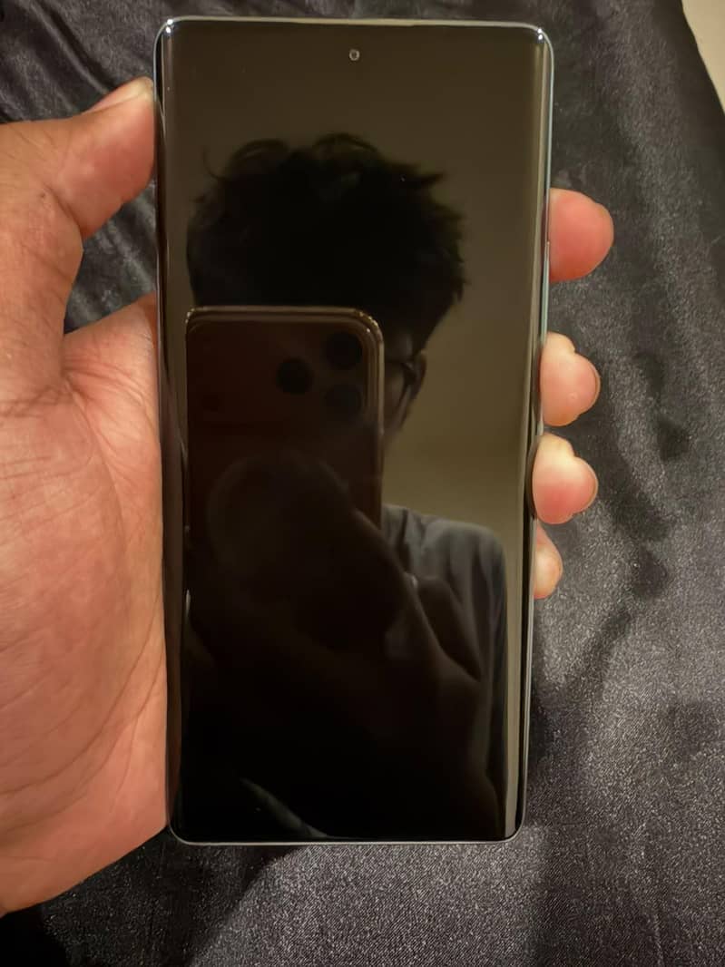 Xiaomi Redmi Note 14 Pro 3