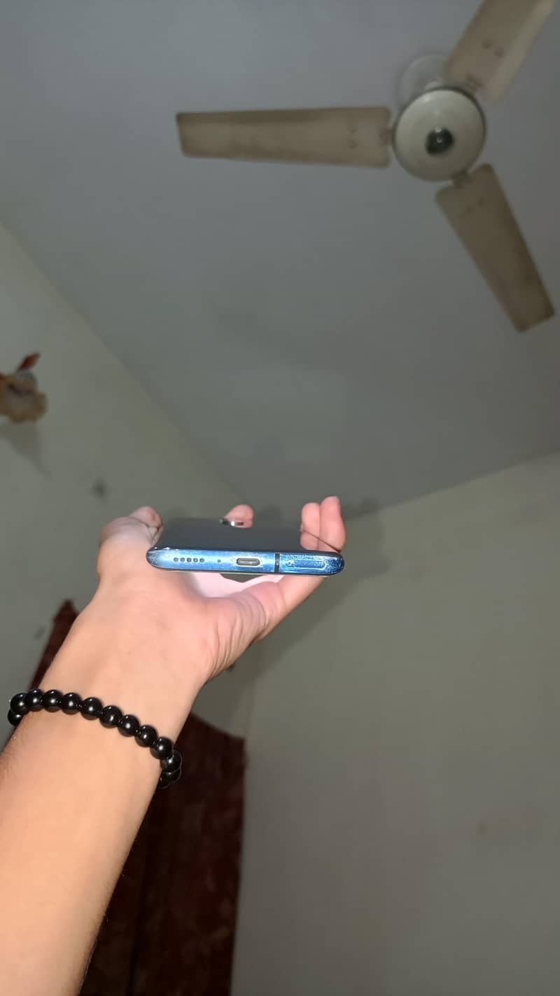 One Plus 7T Pro 4