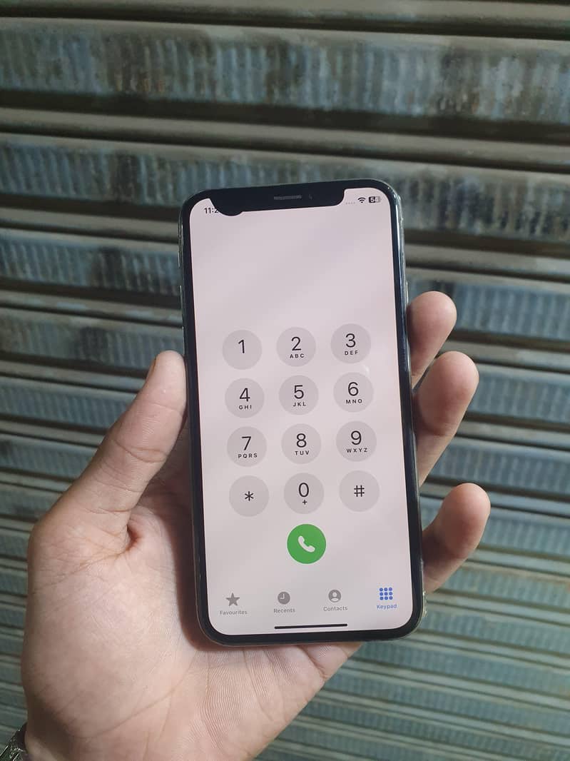 Apple iPhone X 3