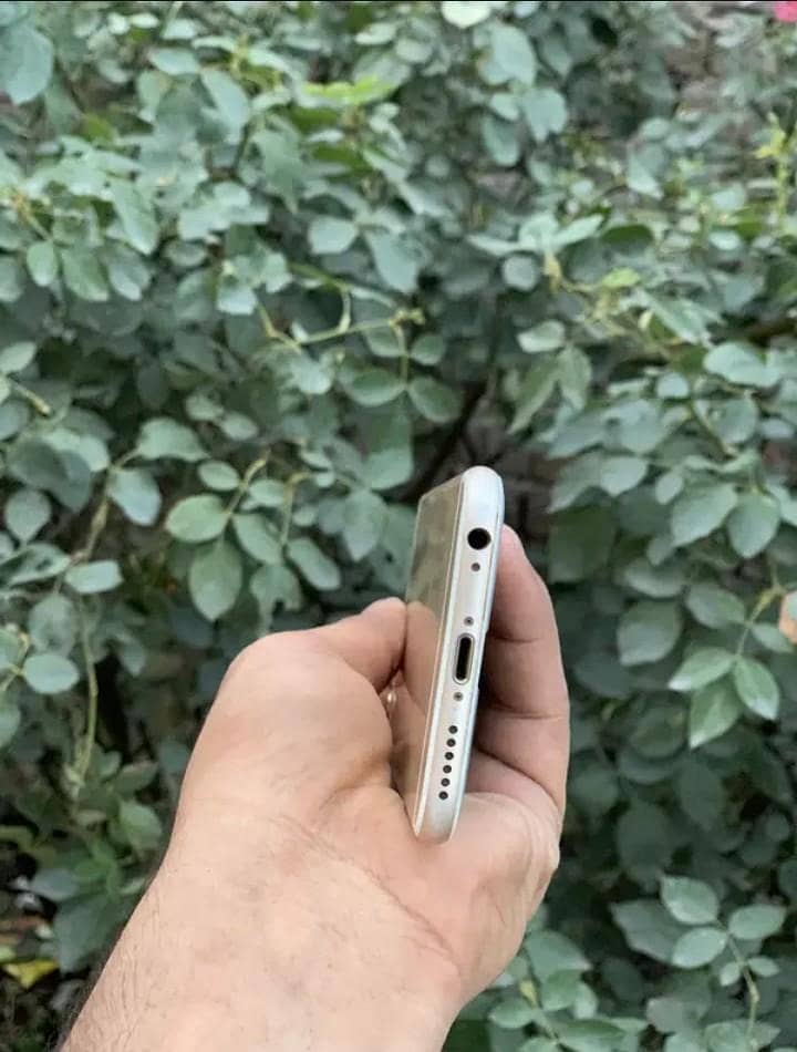 Apple iPhone 6 13