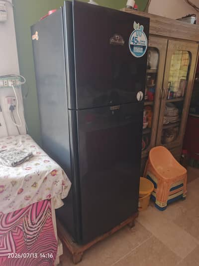 Dawlance fridge large size