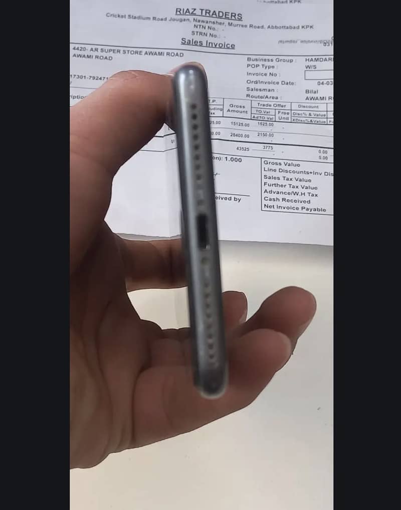 Apple iPhone 8 Plus 2