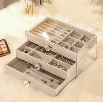 Acrylic Velvet Jewelry Organizer